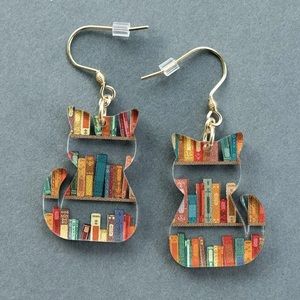 NWT Cat Earrings With Books 📚📚